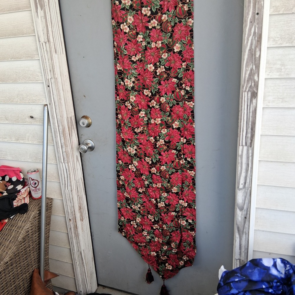 Christmas Table Runner Poinsettia Ornament Floral Red Green Home Alone 120 in